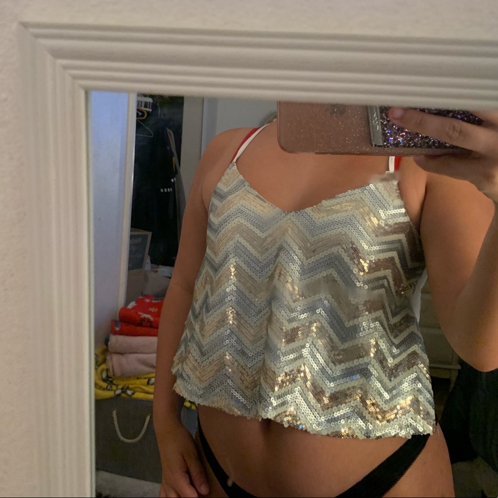 Sequenced tank top 🤩
